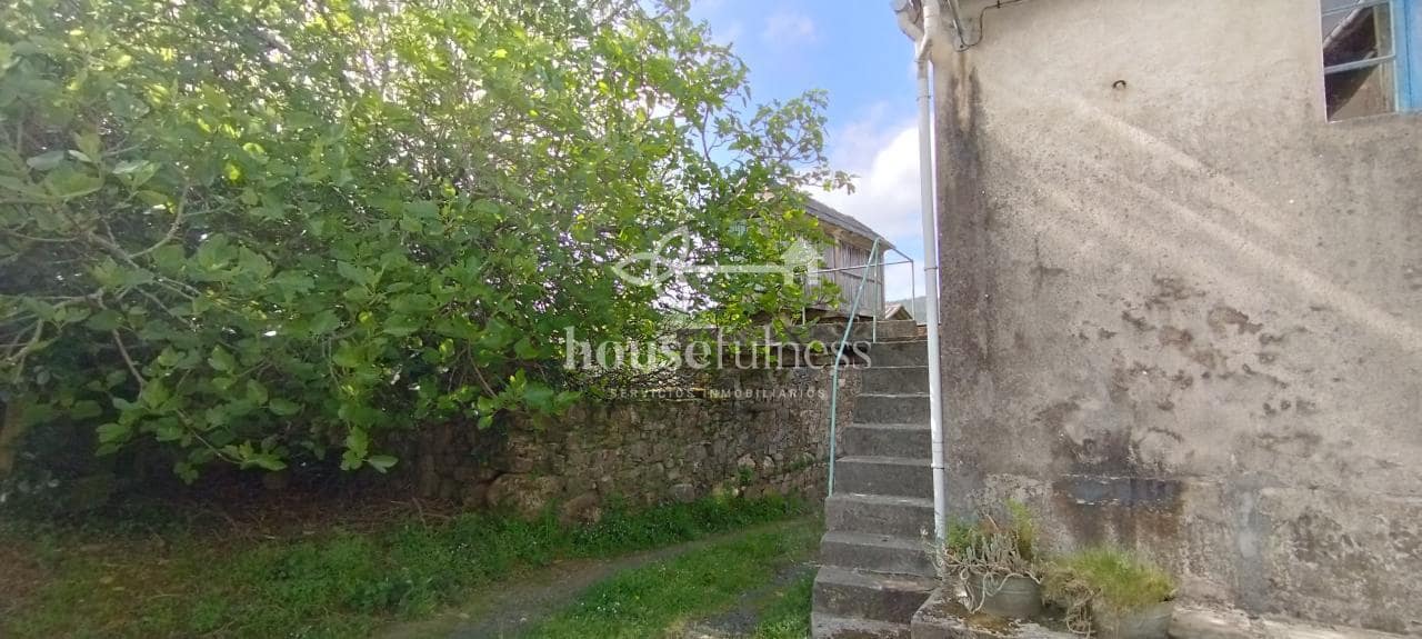 3 bedroom Townhouse for sale in Cerdido with garage - € 65,000 (Ref: 9407925)