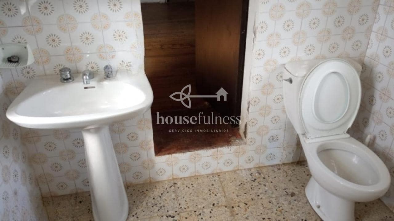 3 quarto Casa em Banda para venda em Moeche com garagem - 45 000 € (Ref: 9407929)