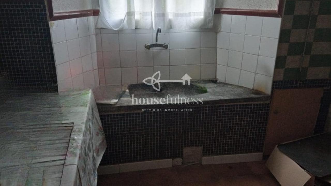 3 quarto Casa em Banda para venda em Moeche com garagem - 45 000 € (Ref: 9407929)