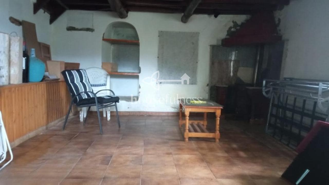 3 quarto Casa em Banda para venda em Moeche com garagem - 45 000 € (Ref: 9407929)