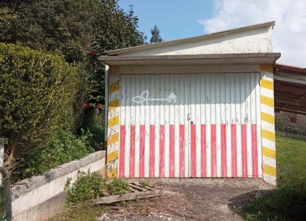 3 quarto Casa em Banda para venda em Moeche com garagem - 45 000 € (Ref: 9407929)