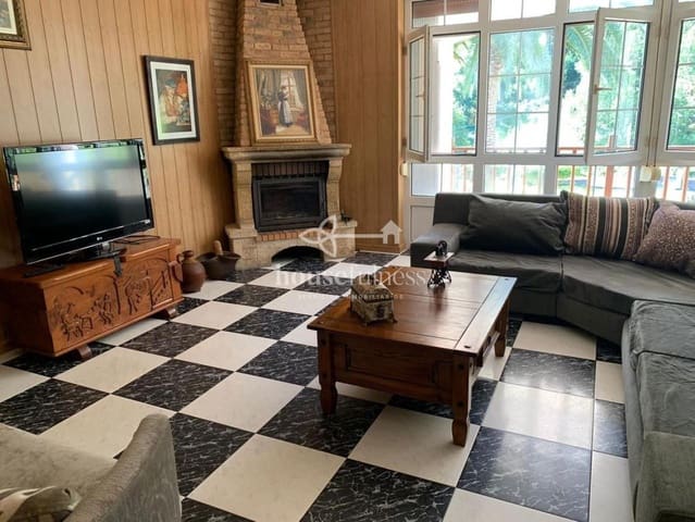 4 sypialnia Willa na sprzedaż w Ferrol - 350 000 € (Ref: 9413719)