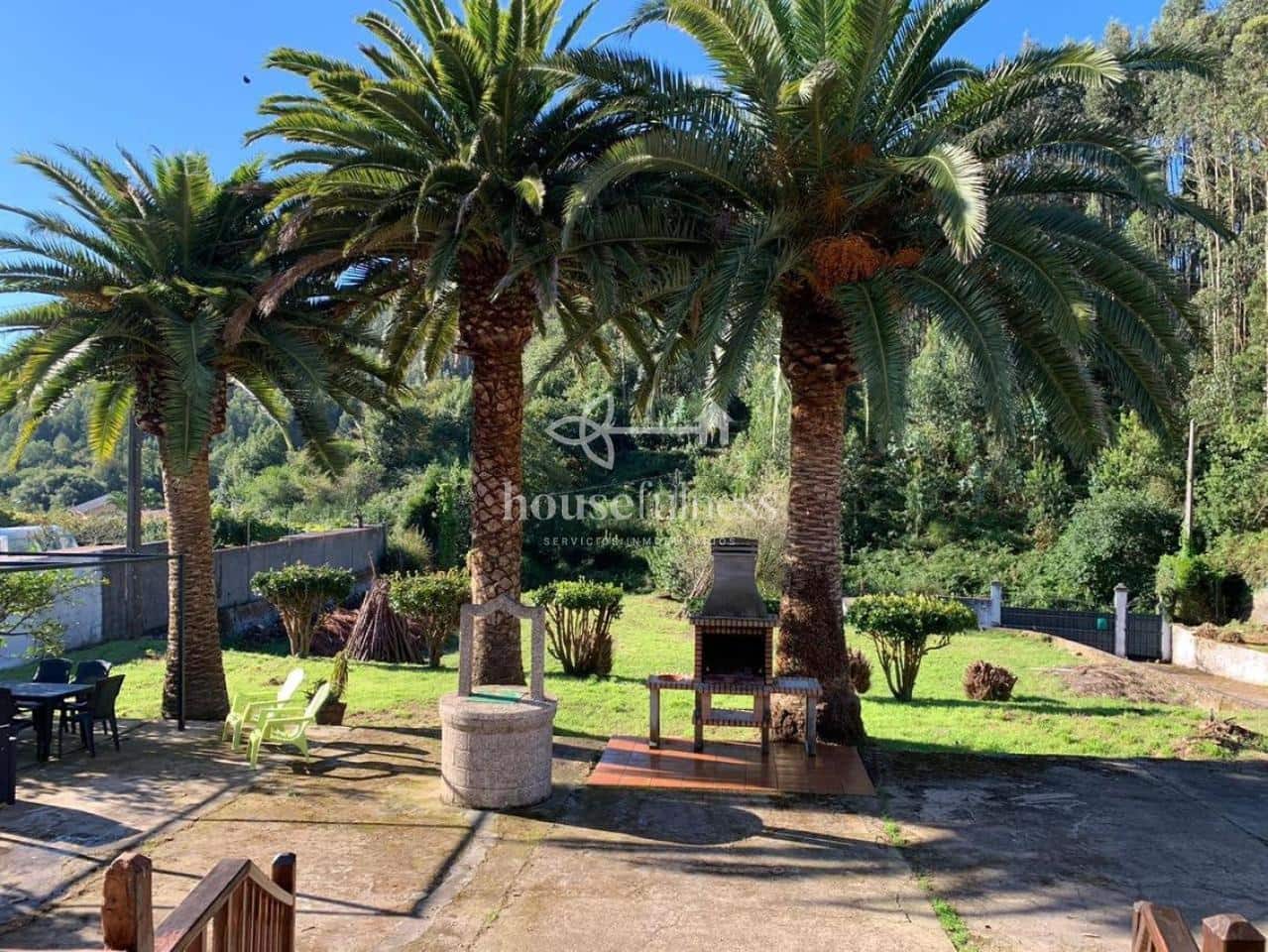 4 bedroom Villa for sale in Ferrol - € 350,000 (Ref: 9413719)