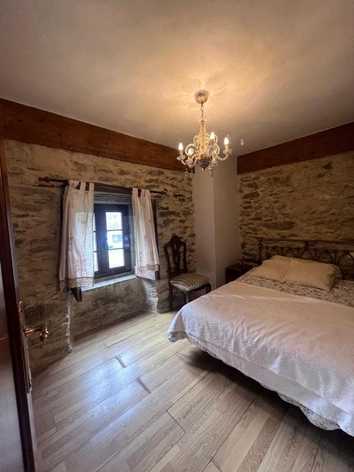 7 slaapkamer Finca/Landhuis te koop in San Sadurnino met zwembad garage - € 350.000 (Ref: 9448949)