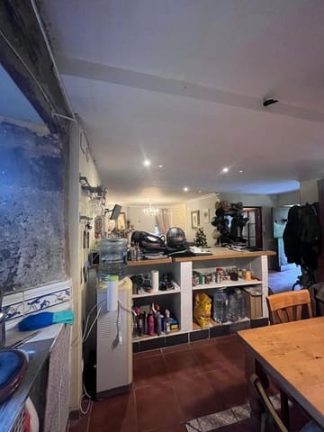 7 slaapkamer Finca/Landhuis te koop in San Sadurniño met zwembad garage - € 350.000 (Ref: 9448949)