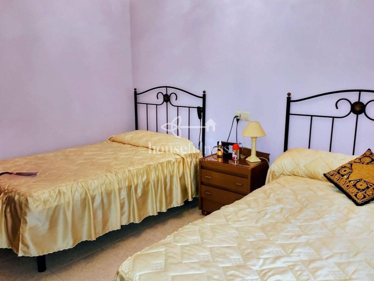 4 slaapkamer Huis te koop in Carino - € 165.000 (Ref: 9465310)