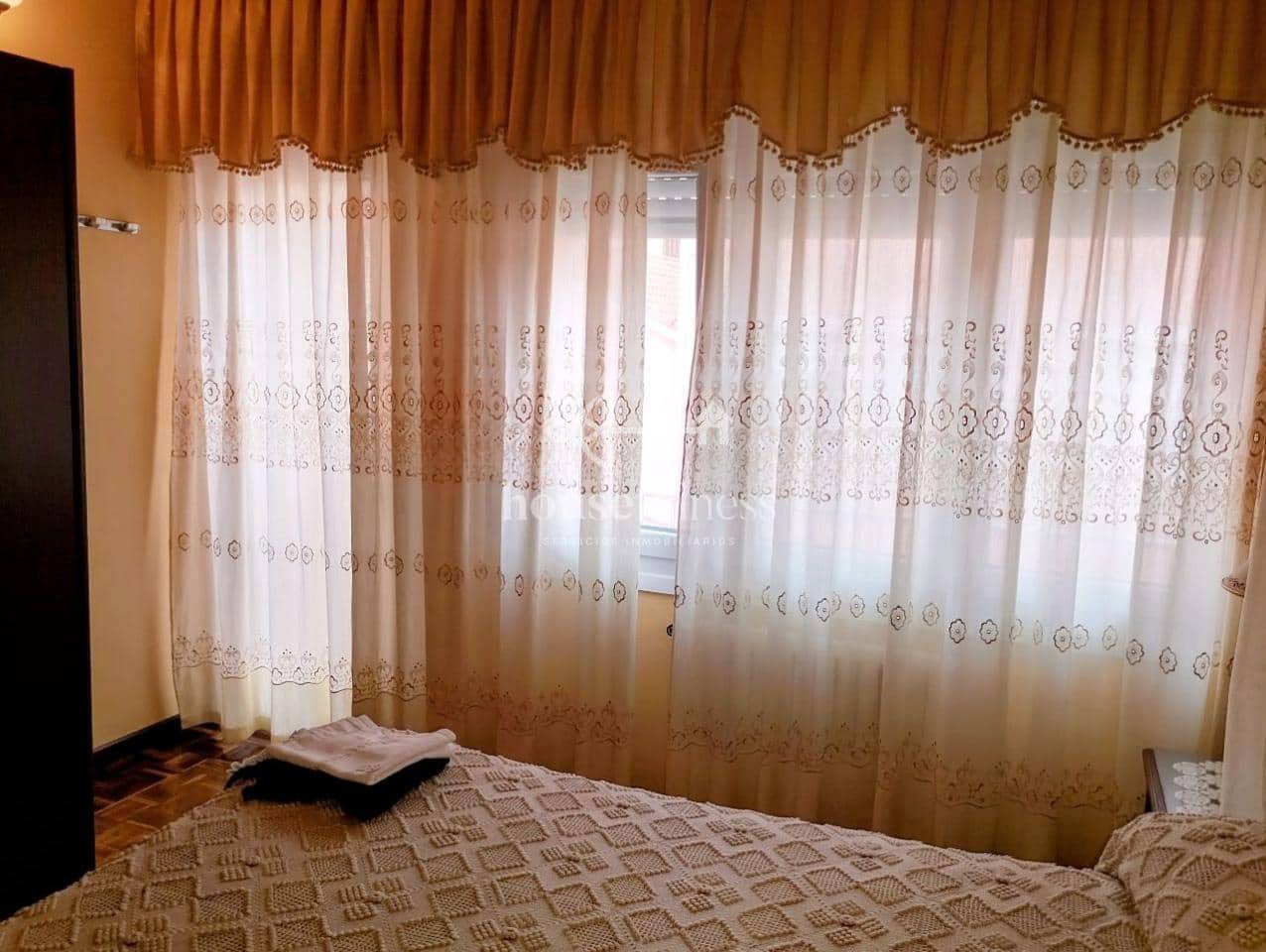 4 slaapkamer Huis te koop in Carino - € 165.000 (Ref: 9465310)