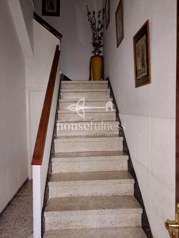 4 slaapkamer Huis te koop in Carino - € 165.000 (Ref: 9465310)