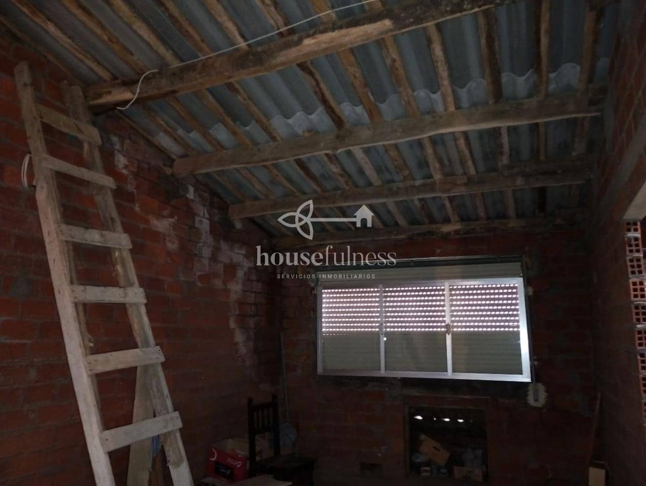 4 slaapkamer Huis te koop in Carino - € 165.000 (Ref: 9465310)