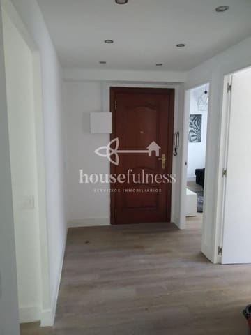 4 Zimmer Wohnung zu vermieten in Ferrol - 750 € (Ref: 9465311)