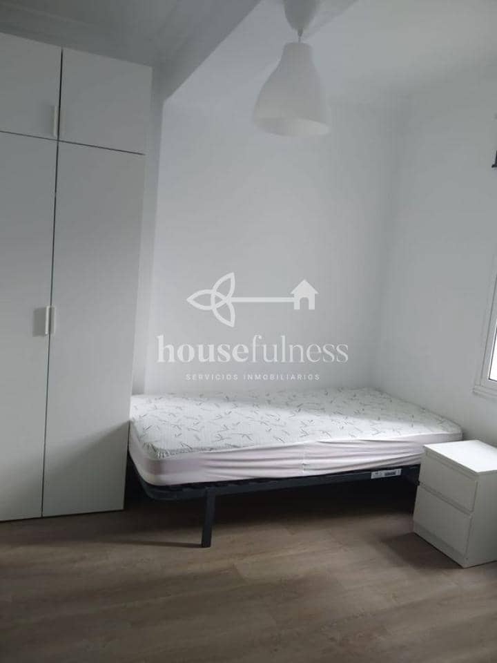 4 Zimmer Wohnung zu vermieten in Ferrol - 750 € (Ref: 9465311)