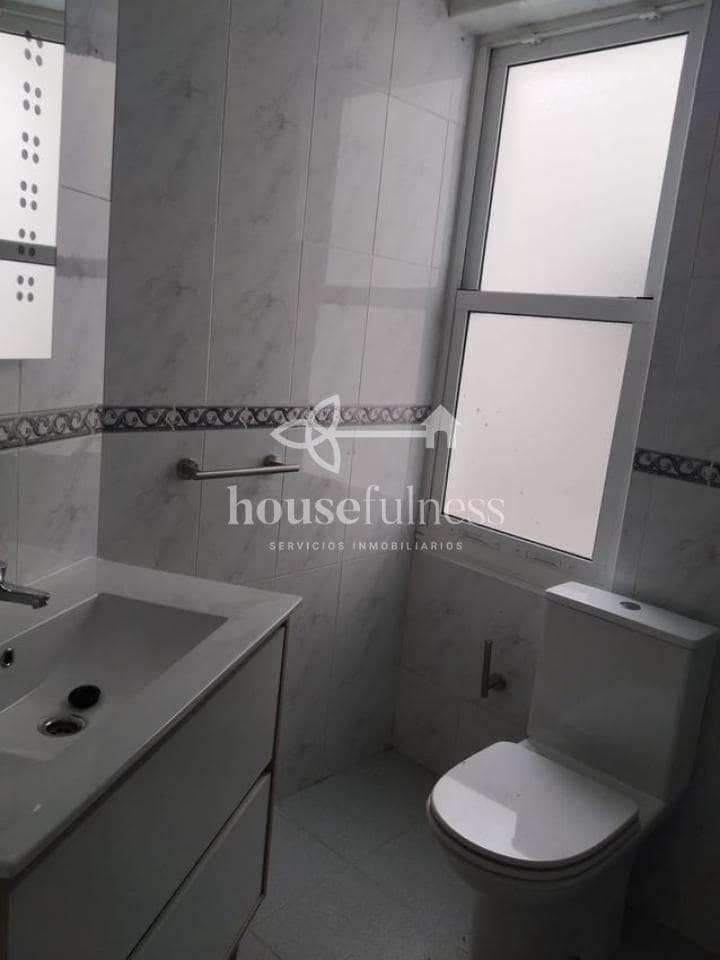 4 Zimmer Wohnung zu vermieten in Ferrol - 750 € (Ref: 9465311)