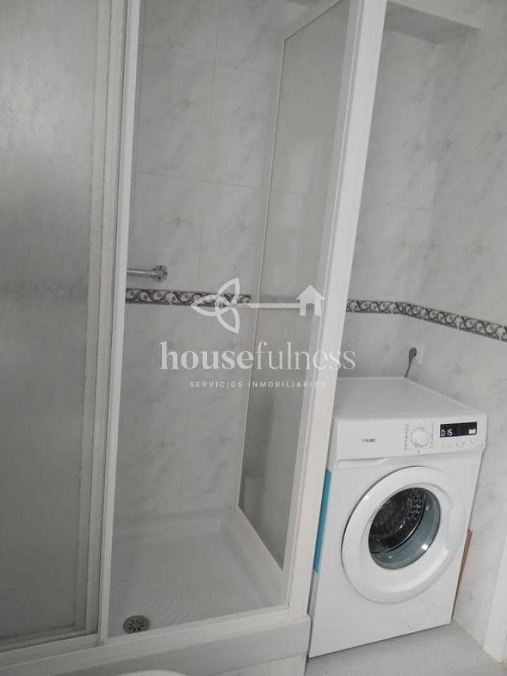 4 Zimmer Wohnung zu vermieten in Ferrol - 750 € (Ref: 9465311)