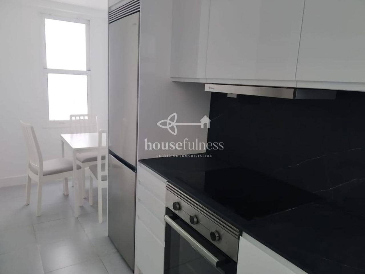 4 Zimmer Wohnung zu vermieten in Ferrol - 750 € (Ref: 9465311)