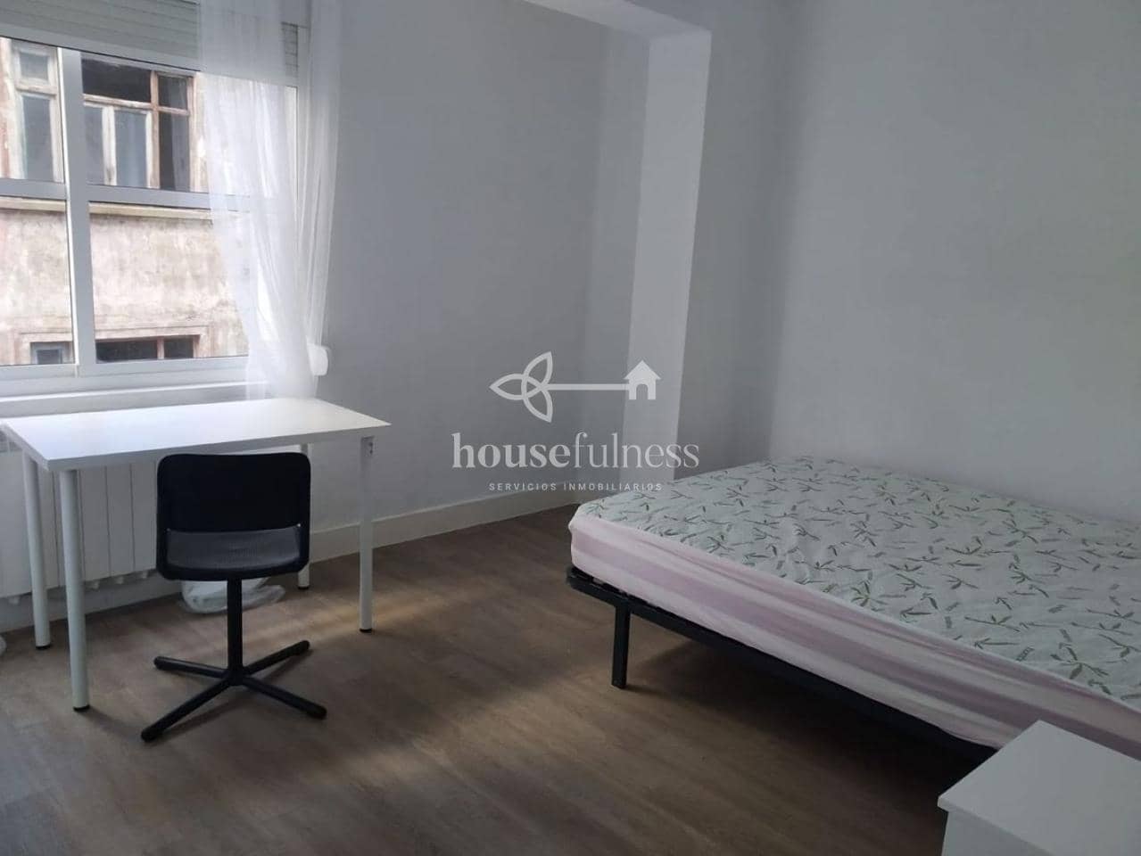 4 Zimmer Wohnung zu vermieten in Ferrol - 750 € (Ref: 9465311)