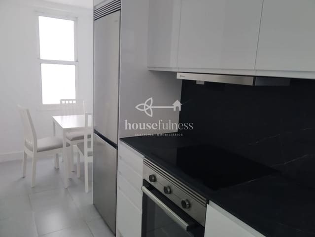 4 Zimmer Wohnung zu vermieten in Ferrol - 750 € (Ref: 9465311)