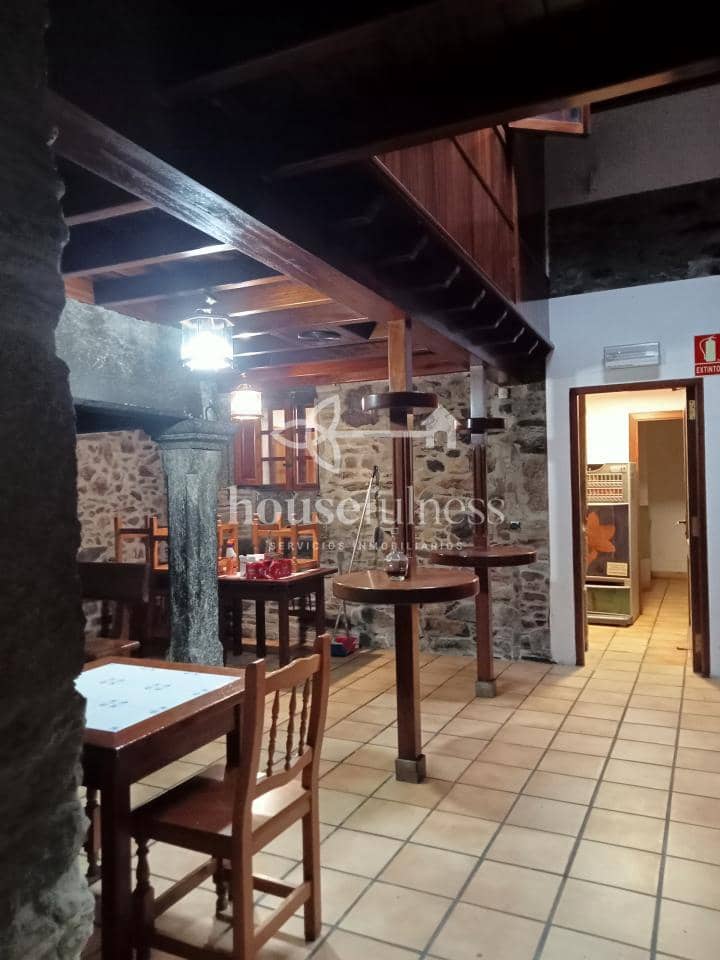 1 quarto Casa em Banda para venda em Naron - 380 000 € (Ref: 9468168)