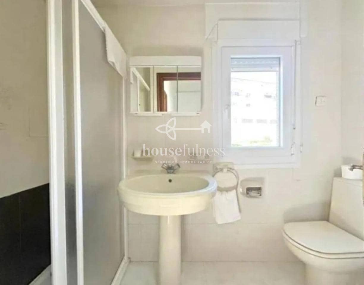 Casa de 6 habitaciones en Fisterra en venta - 170.000 € (Ref: 9470553)