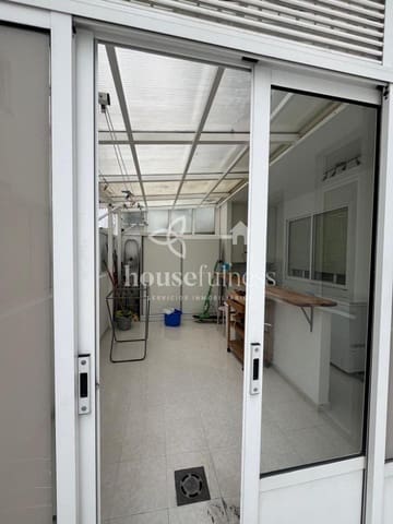 Piso de 3 habitaciones en Ferrol en alquiler - 900 € (Ref: 9501894)