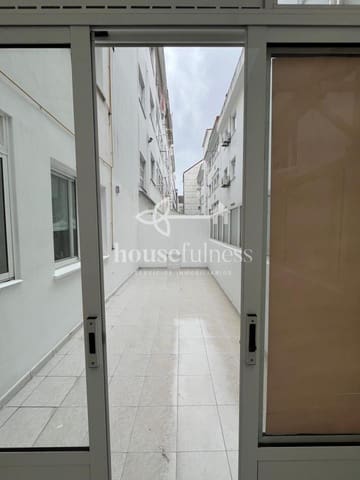 Piso de 3 habitaciones en Ferrol en alquiler - 900 € (Ref: 9501894)