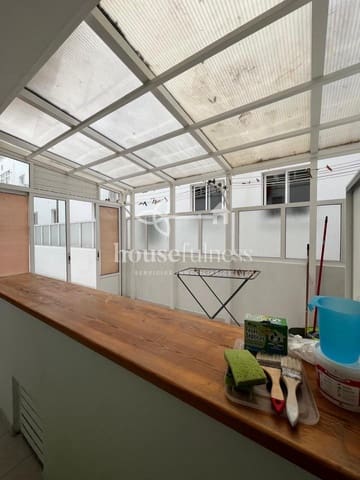 Piso de 3 habitaciones en Ferrol en alquiler - 900 € (Ref: 9501894)