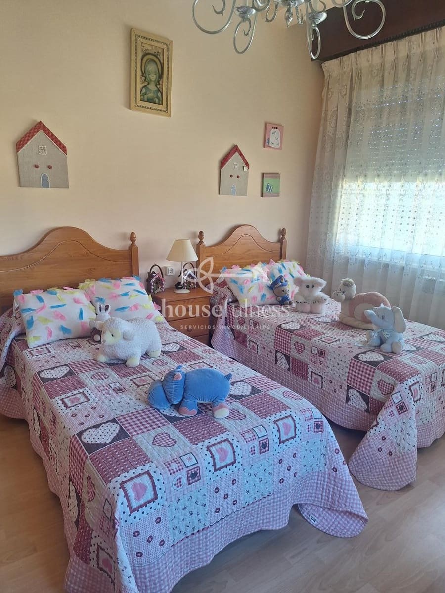 5 camera da letto Villa in vendita in Fene con garage - 300.000 € (Rif: 9503913)