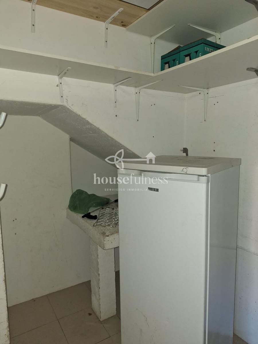 Commercieel te koop in Ferrol - € 80.000 (Ref: 9503914)