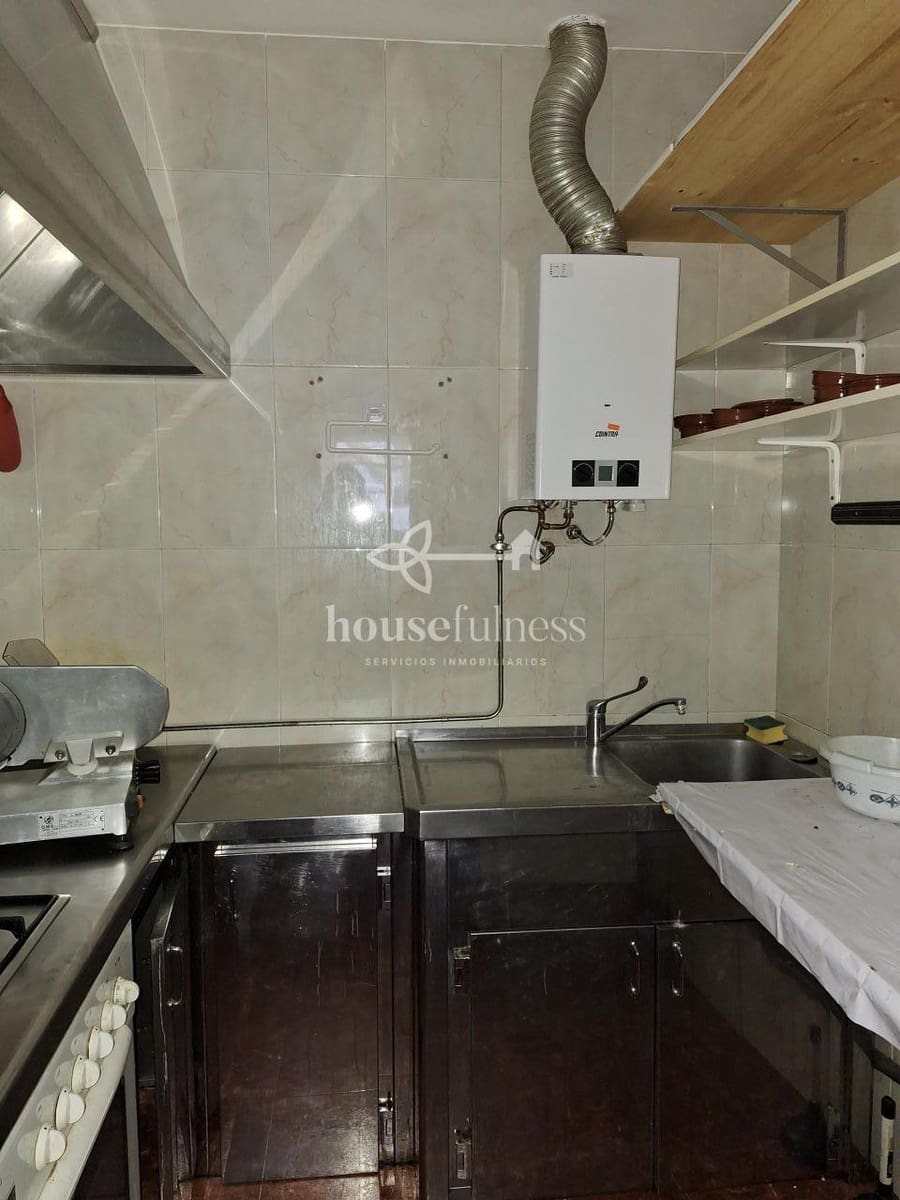 Commercieel te koop in Ferrol - € 80.000 (Ref: 9503914)