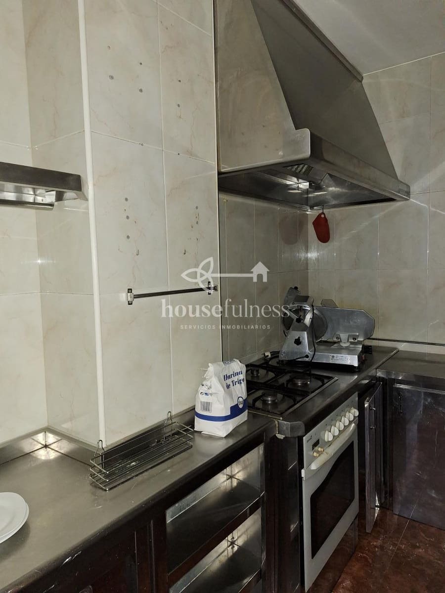 Commercieel te koop in Ferrol - € 80.000 (Ref: 9503914)