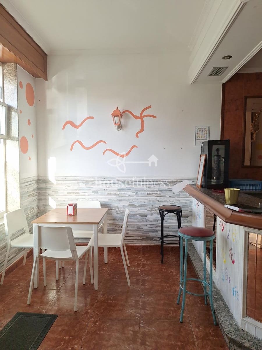 Commercieel te koop in Ferrol - € 80.000 (Ref: 9503914)