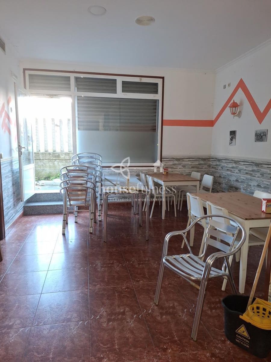 Commercieel te koop in Ferrol - € 80.000 (Ref: 9503914)