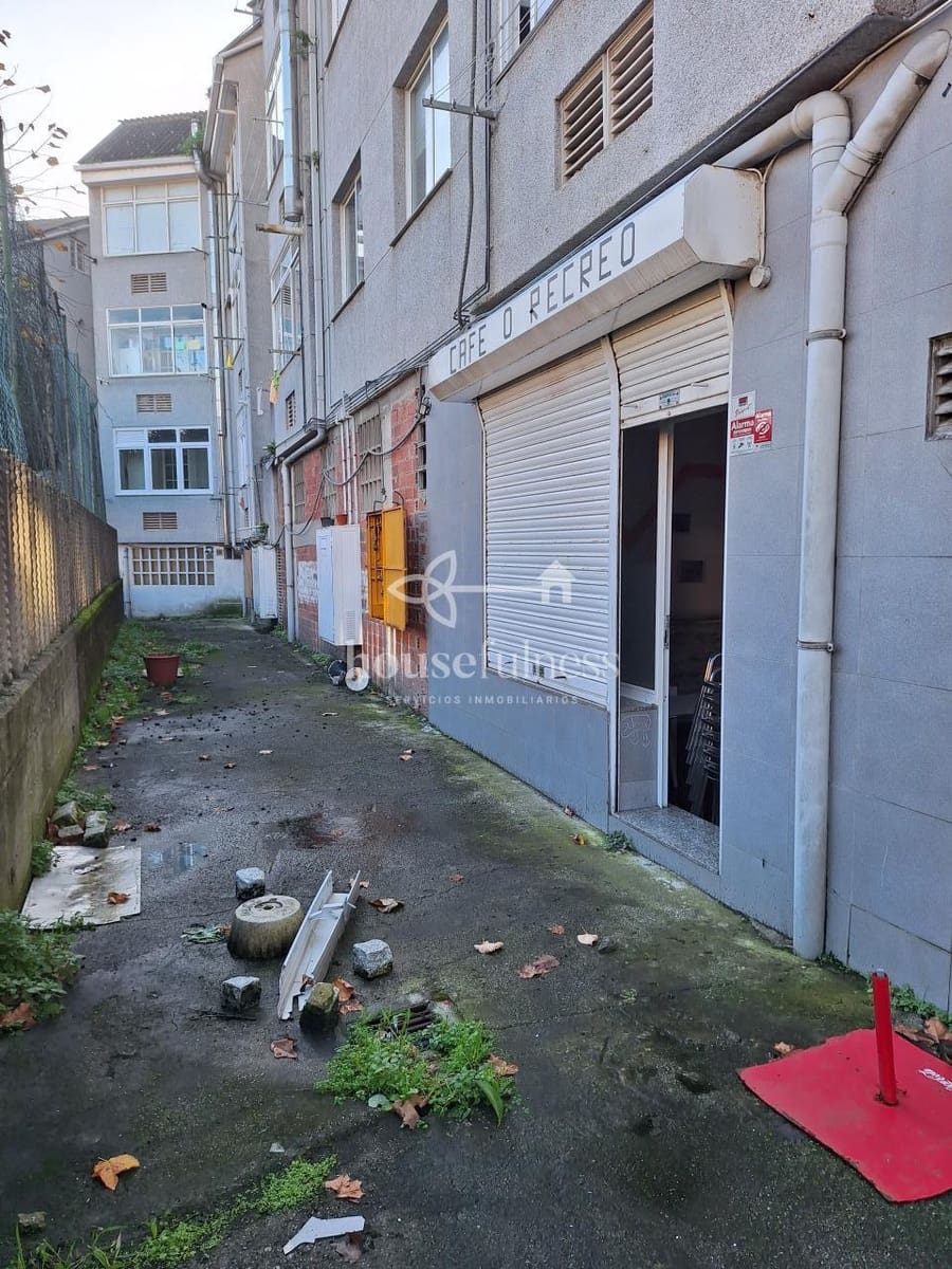 Commercieel te koop in Ferrol - € 80.000 (Ref: 9503914)