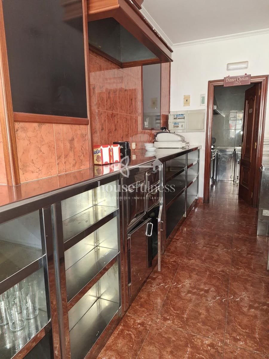 Commercieel te koop in Ferrol - € 80.000 (Ref: 9503914)