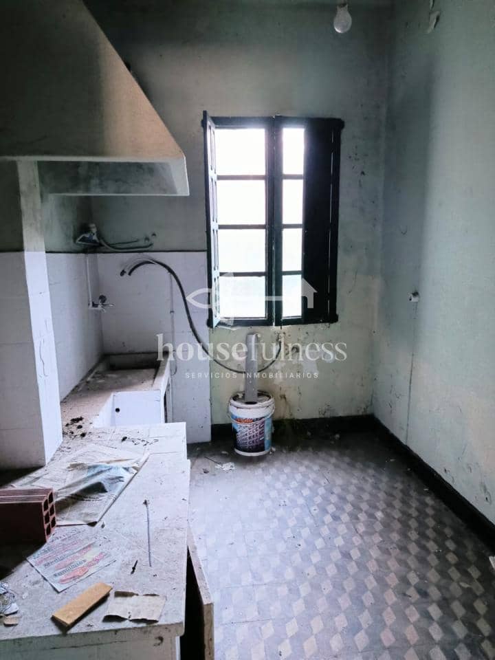 7 chambre Maison de Ville à vendre à Ferrol - 169 000 € (Ref: 9518507)