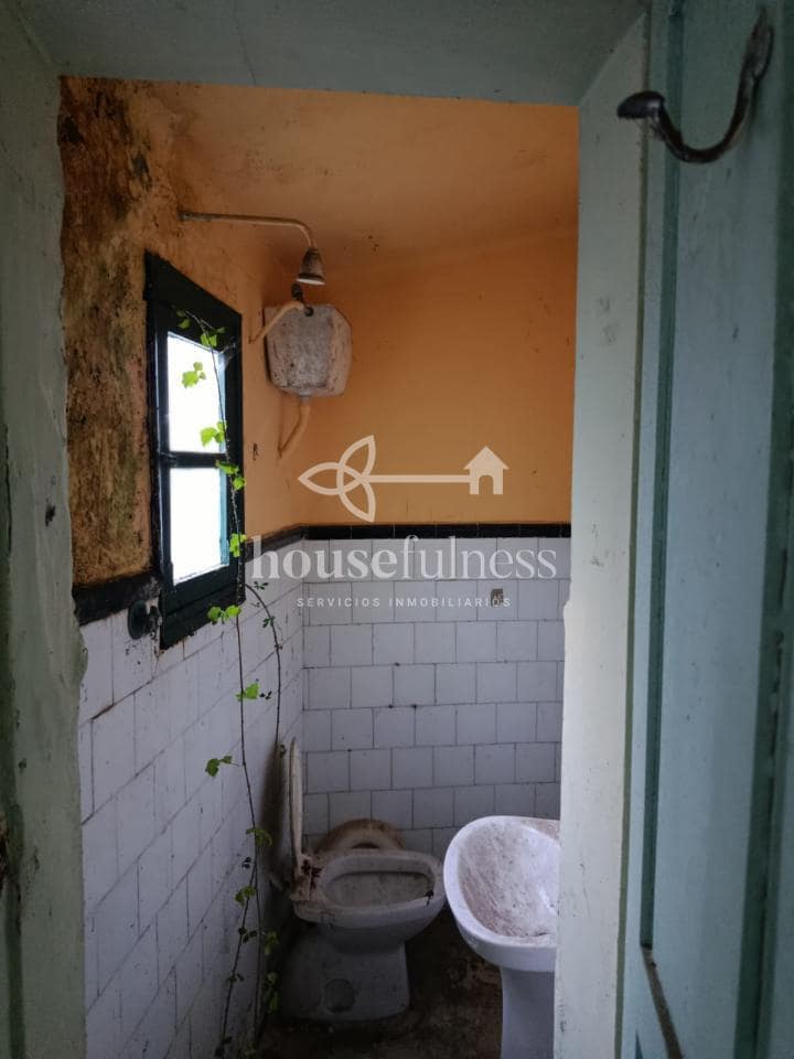 Casa de 7 habitaciones en Ferrol en venta - 169.000 € (Ref: 9518507)