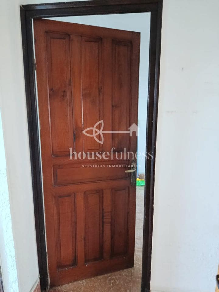 Casa de 7 habitaciones en Ferrol en venta - 169.000 € (Ref: 9518507)