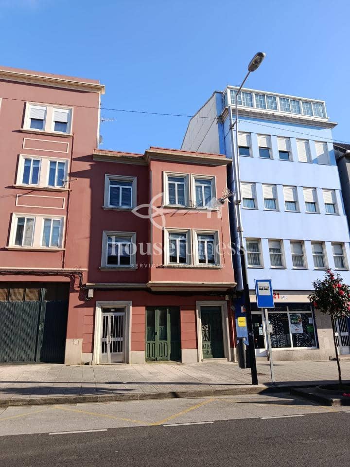 Casa de 7 habitaciones en Ferrol en venta - 169.000 € (Ref: 9518507)