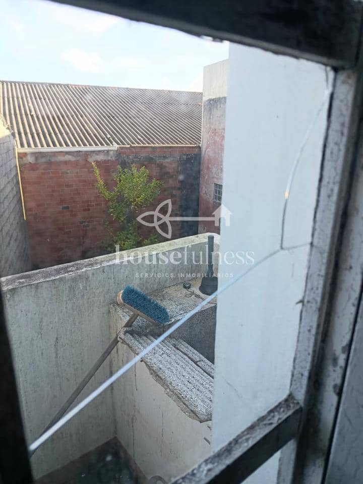 Casa de 7 habitaciones en Ferrol en venta - 169.000 € (Ref: 9518507)