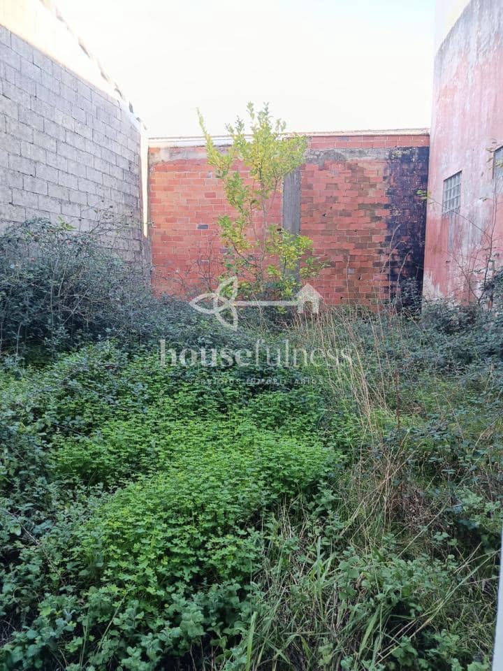 Casa de 7 habitaciones en Ferrol en venta - 169.000 € (Ref: 9518507)