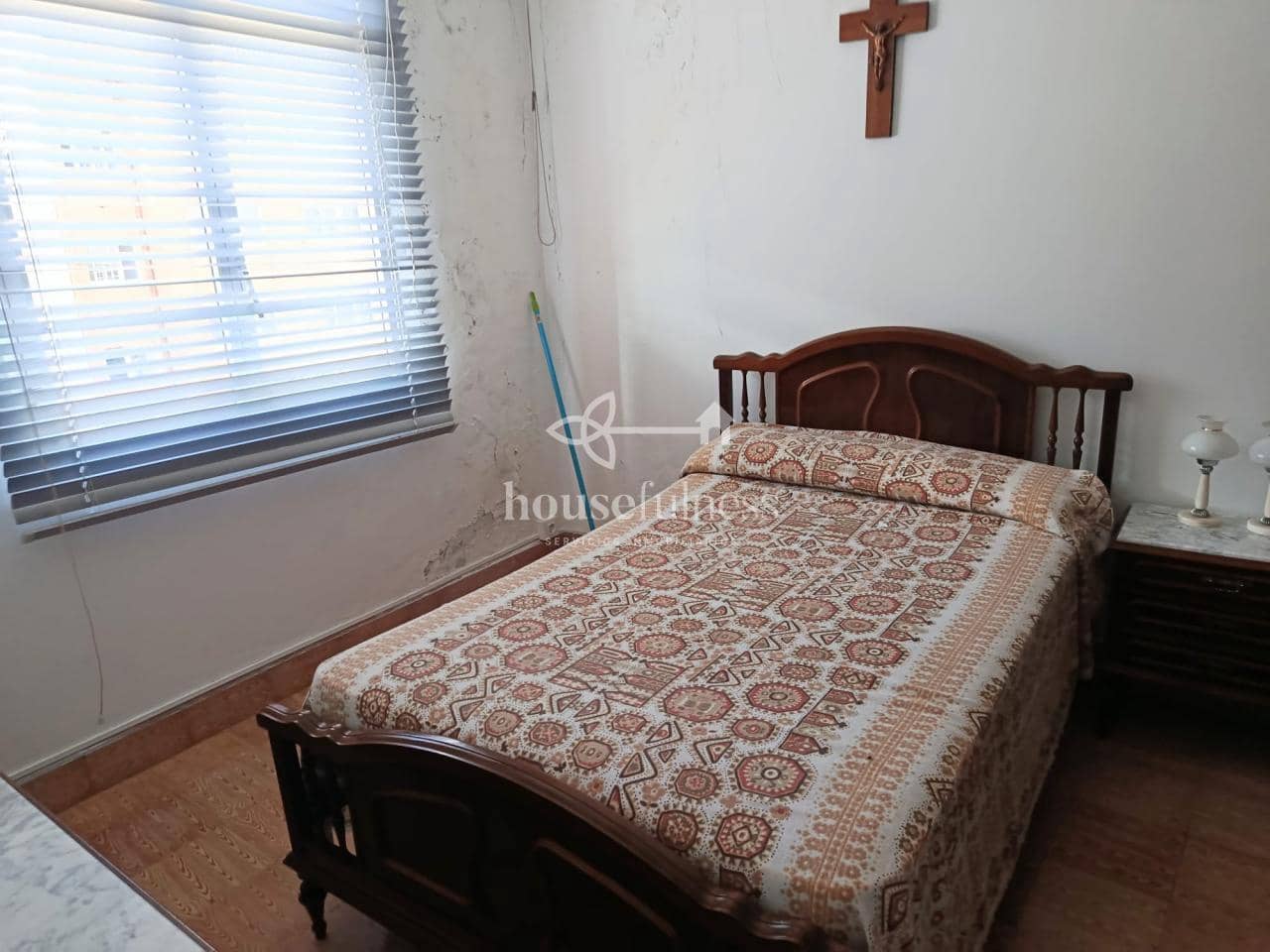 Casa de 7 habitaciones en Ferrol en venta - 169.000 € (Ref: 9518507)