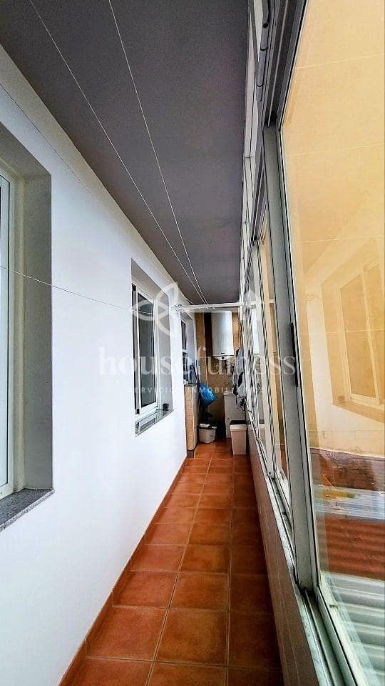 3 slaapkamer Flat te koop in Naron - € 119.000 (Ref: 9550873)