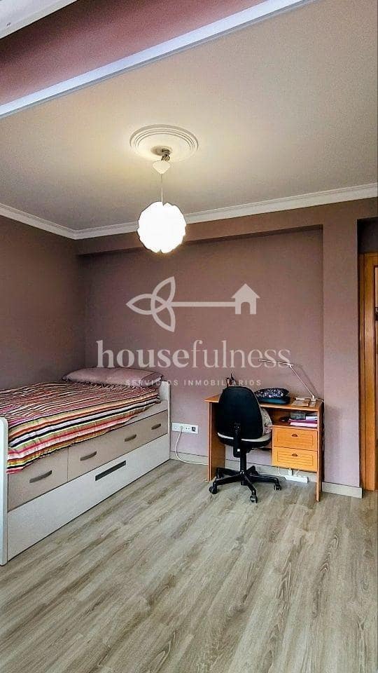 3 slaapkamer Flat te koop in Naron - € 119.000 (Ref: 9550873)