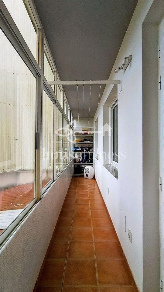 3 slaapkamer Flat te koop in Naron - € 119.000 (Ref: 9550873)