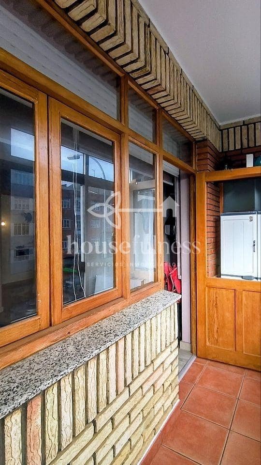 3 slaapkamer Flat te koop in Naron - € 119.000 (Ref: 9550873)
