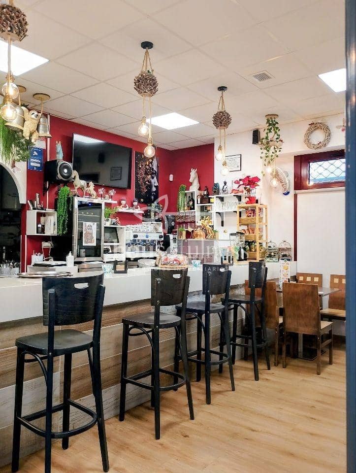 Restaurant/Bar for sale in Ferrol - € 190,000 (Ref: 9550874)