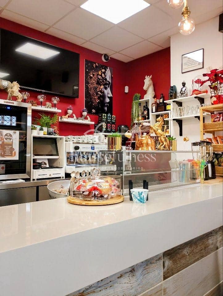 Restaurant/Bar for sale in Ferrol - € 190,000 (Ref: 9550874)