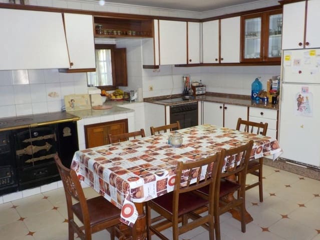 4 chambre Maison de Ville à vendre à Narón avec garage - 300 000 € (Ref: 9570407)