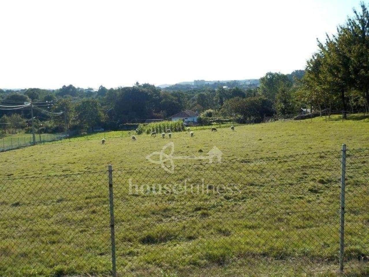 4 quarto Casa em Banda para venda em Naron com garagem - 300 000 € (Ref: 9570407)