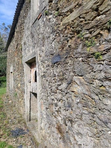 4 slaapkamer Finca/Landhuis te koop in Cerdido - € 138.000 (Ref: 9570409)