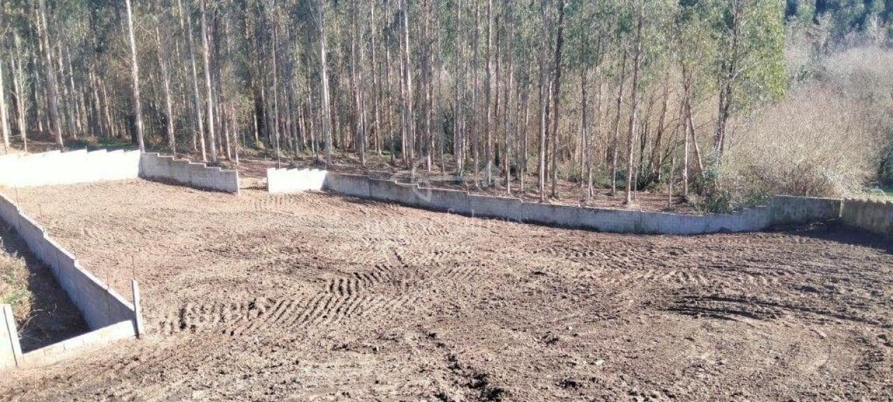 Casa em Banda para venda em Neda - 65 000 € (Ref: 9570410)